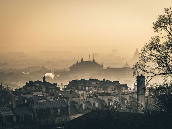A misty Paris morning